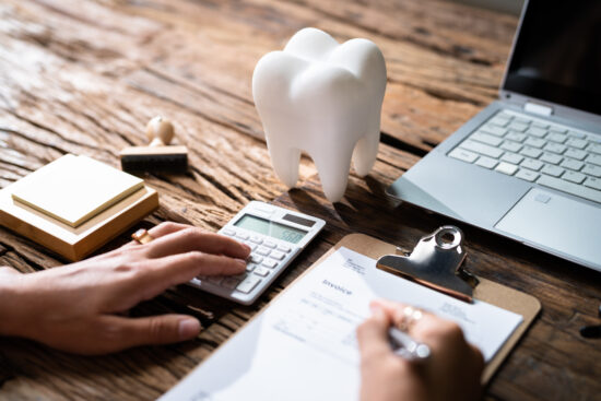 Dental Insurance Money. Dentist Service Desk.